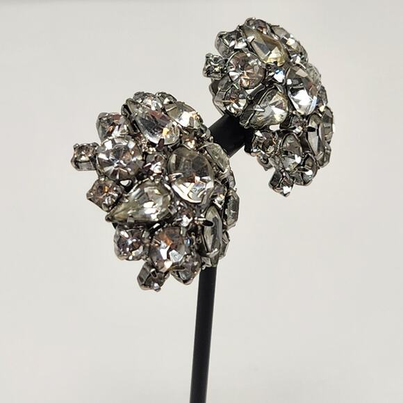 Clear Crystal Cluster Prong Set Clip On Earrings Vintage Costume Jewelry Round - Picture 4 of 8